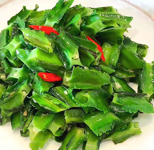 达麟操盘 今日夏至，这菜要使劲吃，一补钾、二清热解毒、三通便，别不懂吃